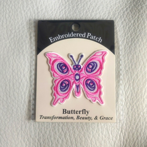2.5" Embroidered Patch 'Butterfly' Indigenous Design by Joe Wilson - Picture 1 of 4